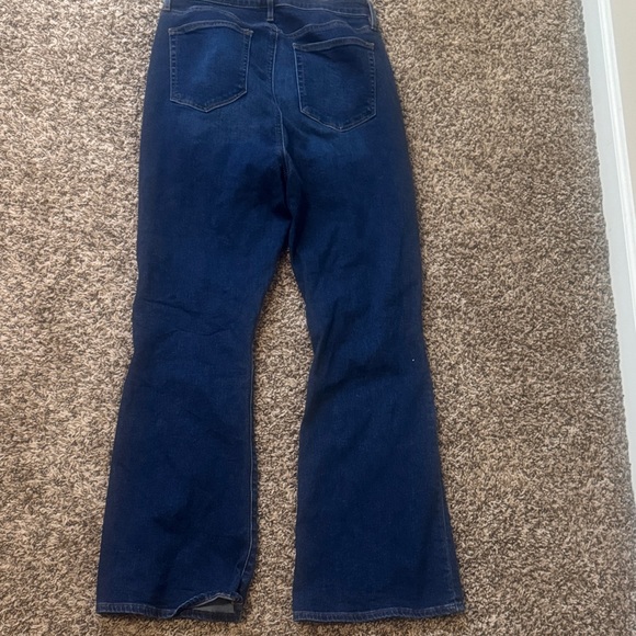 Women's Loft Curvy Slim Flare Jeans - Picture 4 of 4